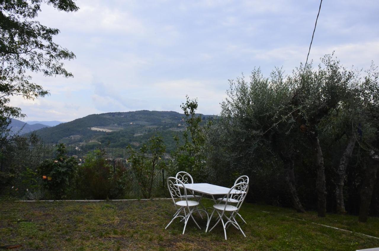 Appartamento A Villa Rosa Compiobbi Bagian luar foto